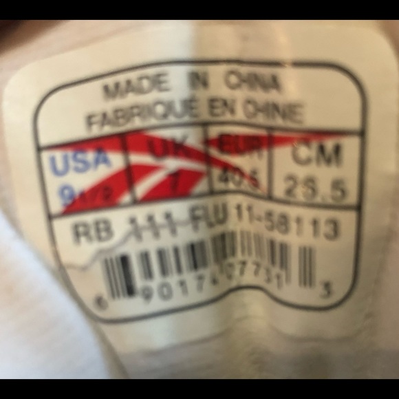 Women’s Reebok shoes size 9.5 - Picture 3 of 4